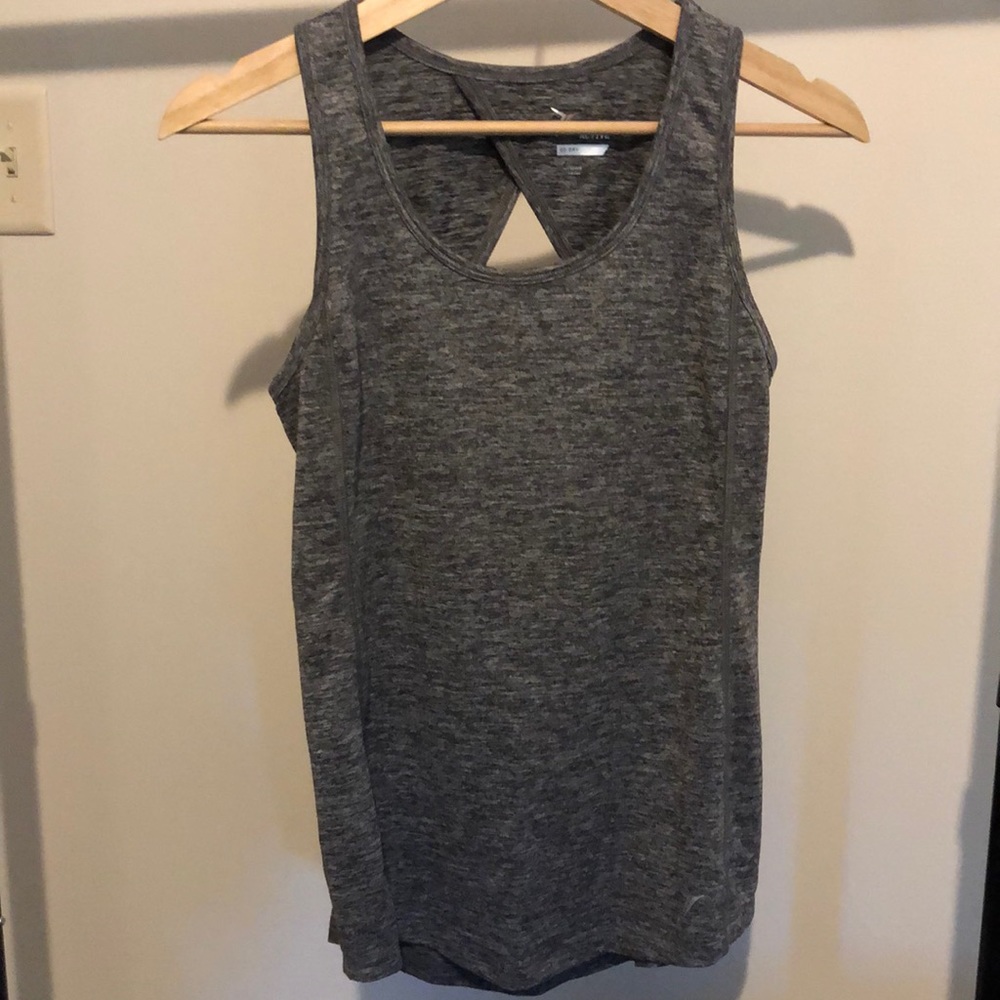 Old Navy Gray Fitted Activewear Top, size S